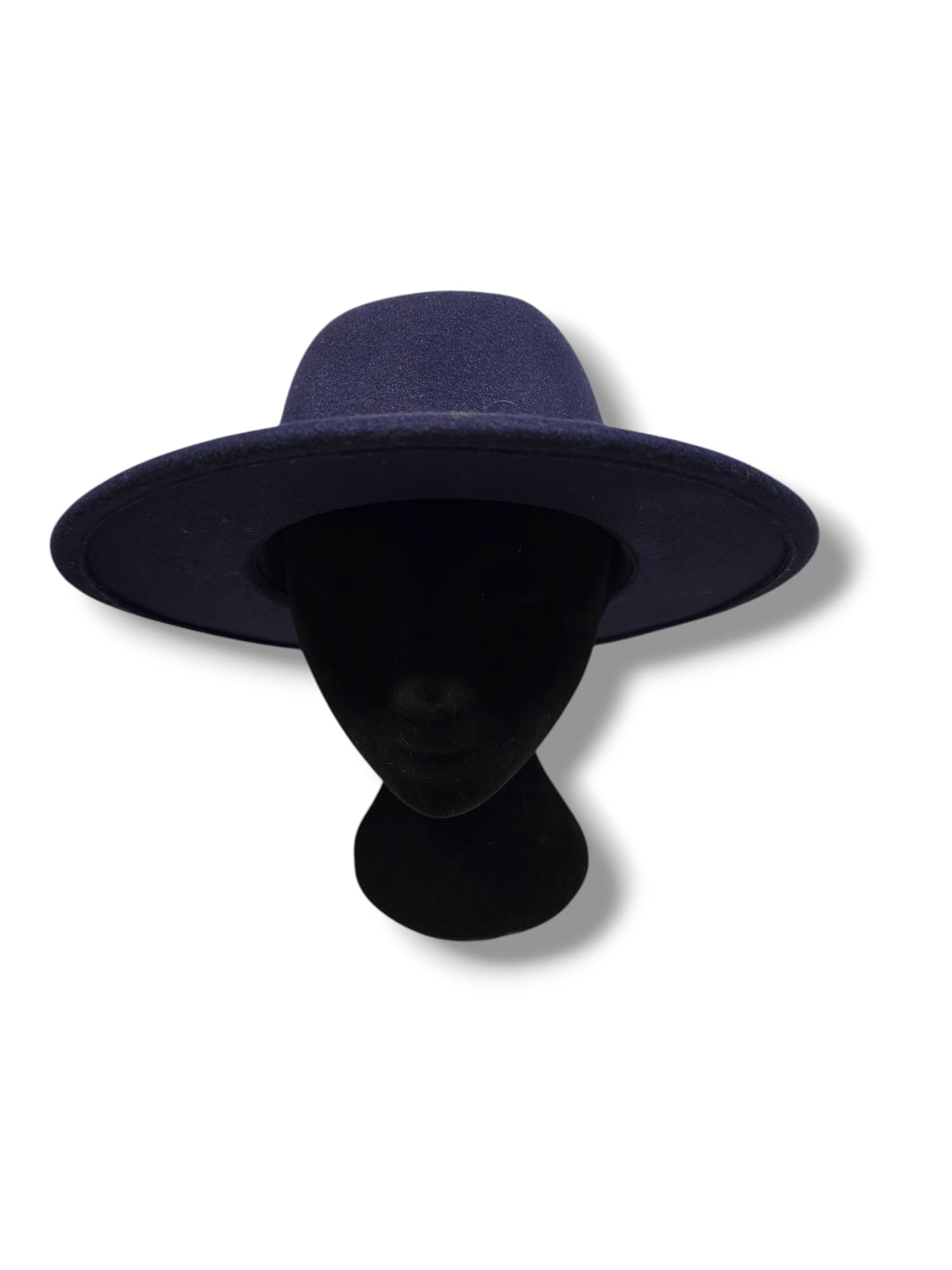 Chapeau en Feutre Bleu – Élégance Intemporelle