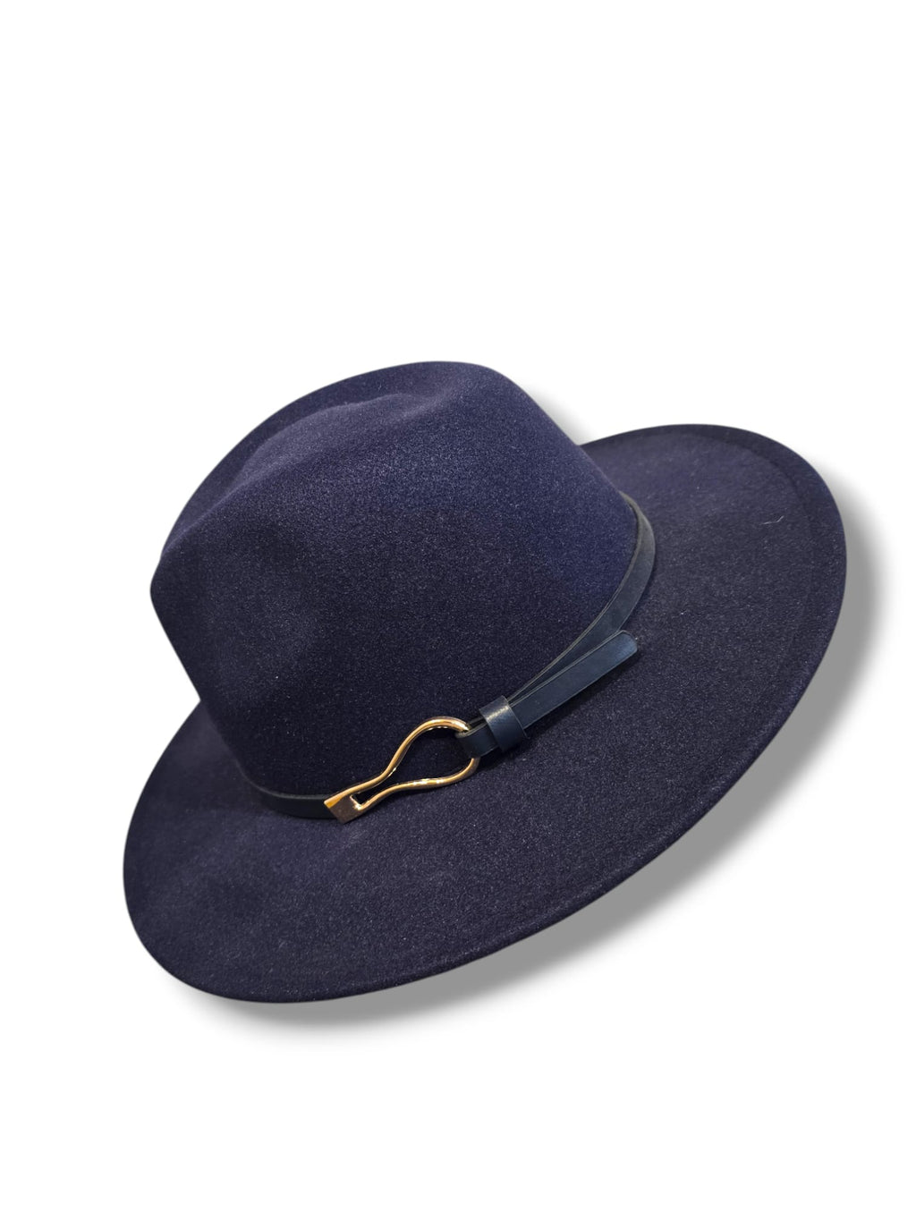 Chapeau en Feutre Bleu – Élégance Intemporelle