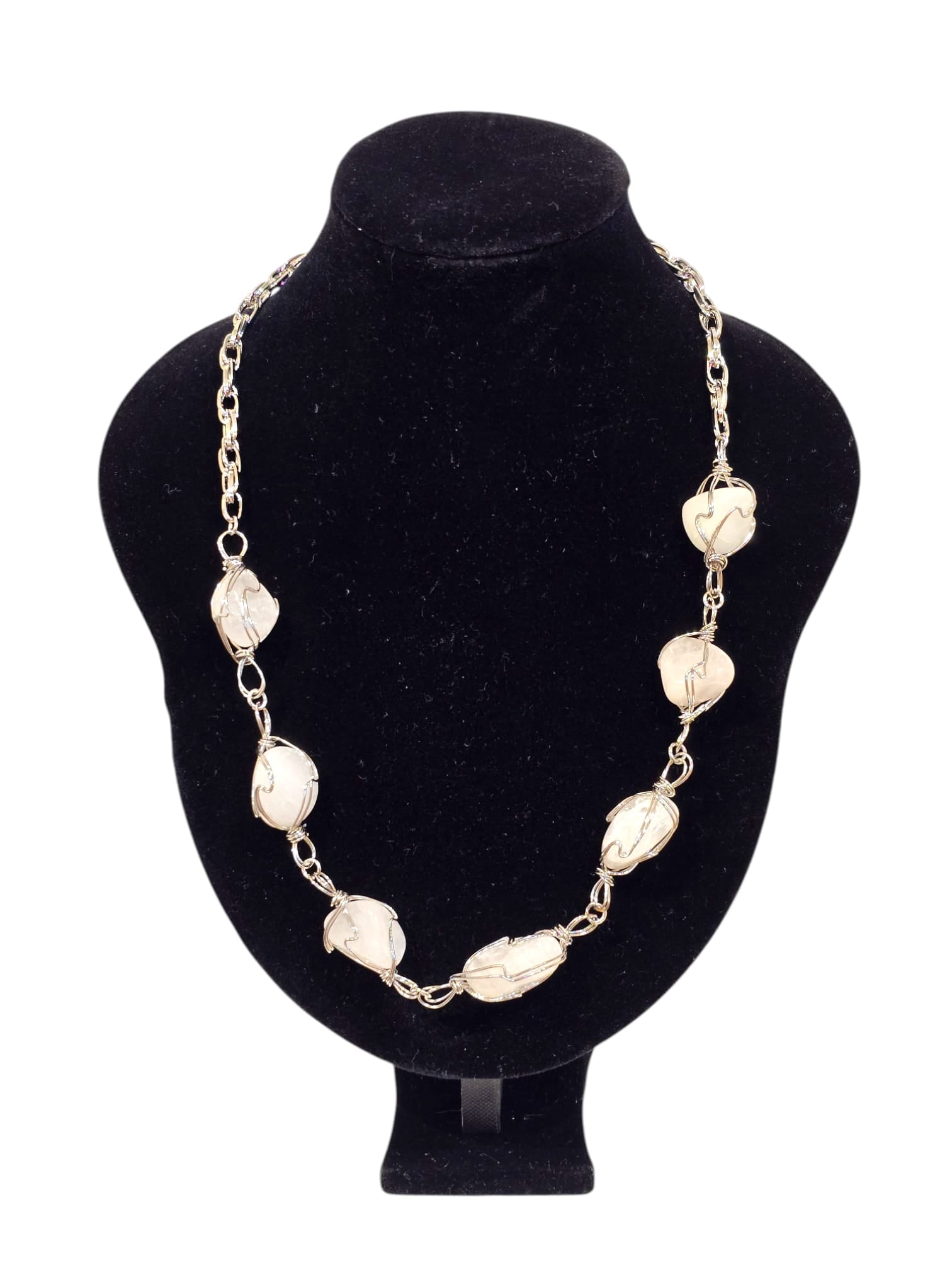 Collier fantaisie pierres blanches serties
