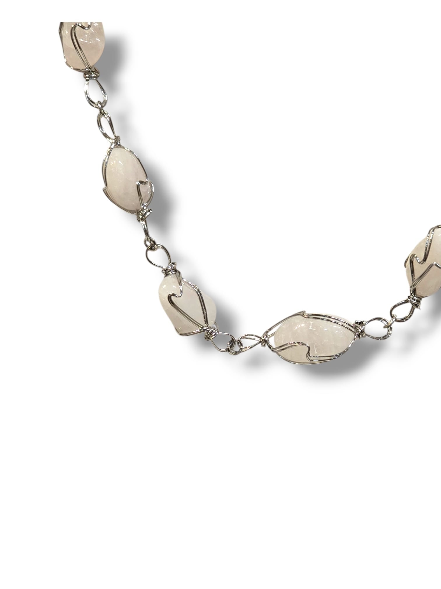 Collier fantaisie pierres blanches serties